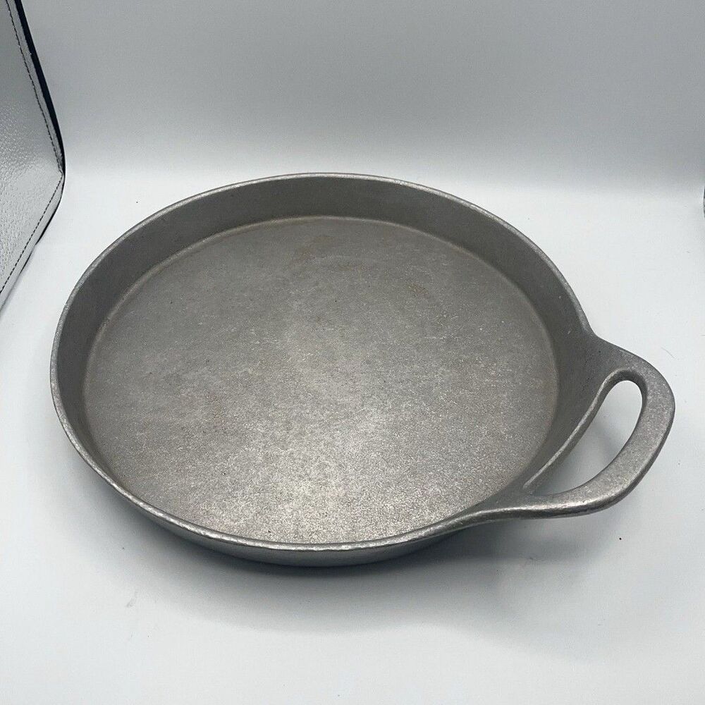 Bobby Flay Pizza Tray